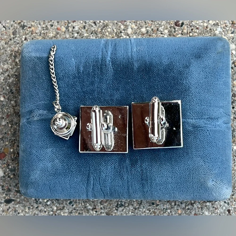 🔹Vintage Set of Genuine Sodalite Cufflinks & Matching Tie Tack — Blue / Silver